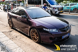 Acura Wrap đổi màu tím