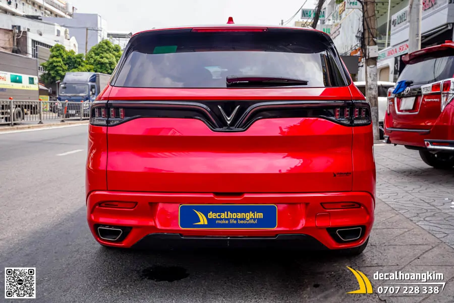Vinfast Lux SA dán đổi màu đỏ - Ảnh 4