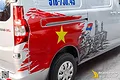 Dán tem xe Tera thiết kế 30/04 - Hào khí oai hùng - ảnh 2