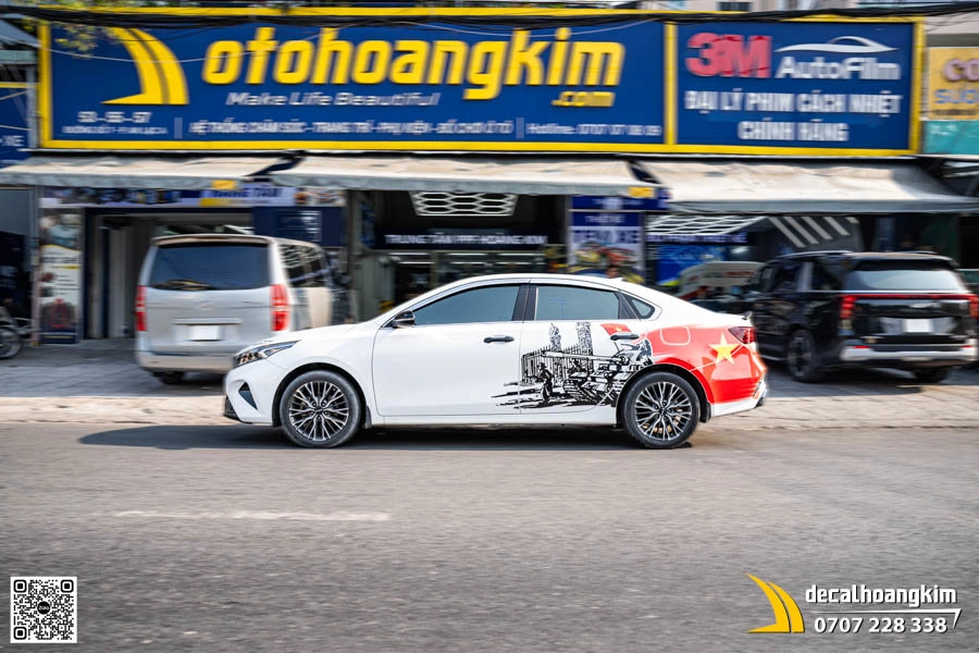Dán Tem xe Kia K3 - Thiết kế chủ đề kỷ niệm 30/04  - Ảnh 1