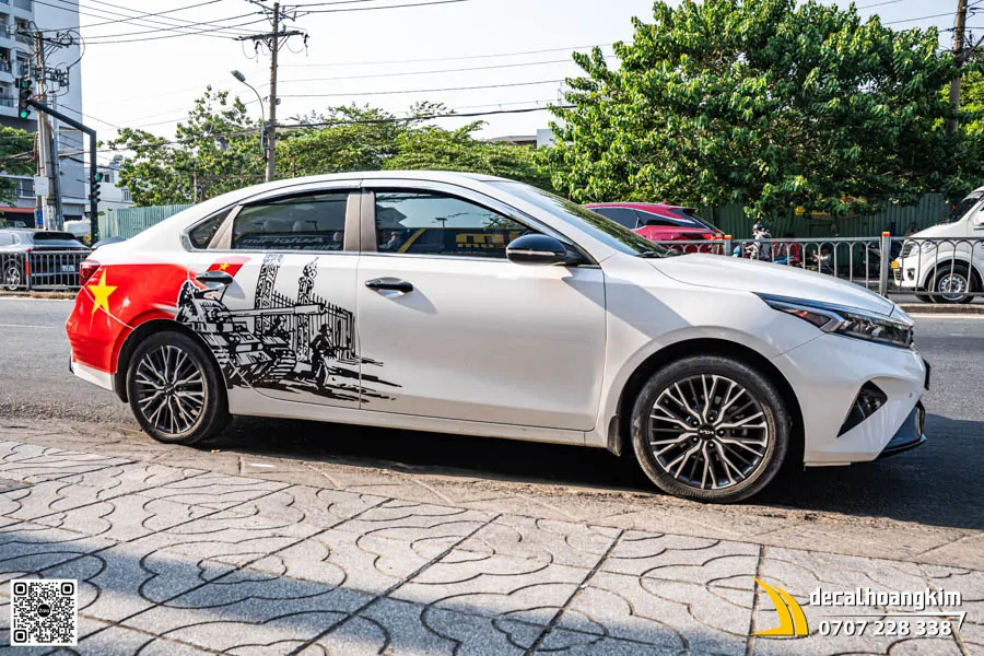 Dán Tem xe Kia K3 - Thiết kế chủ đề kỷ niệm 30/04  - Ảnh 4