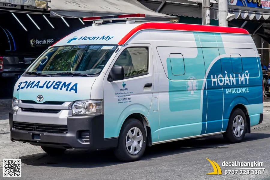 Dán tem quảng cáo Toyota Hiace Bệnh viện Hoàn Mỹ  - Ảnh 5