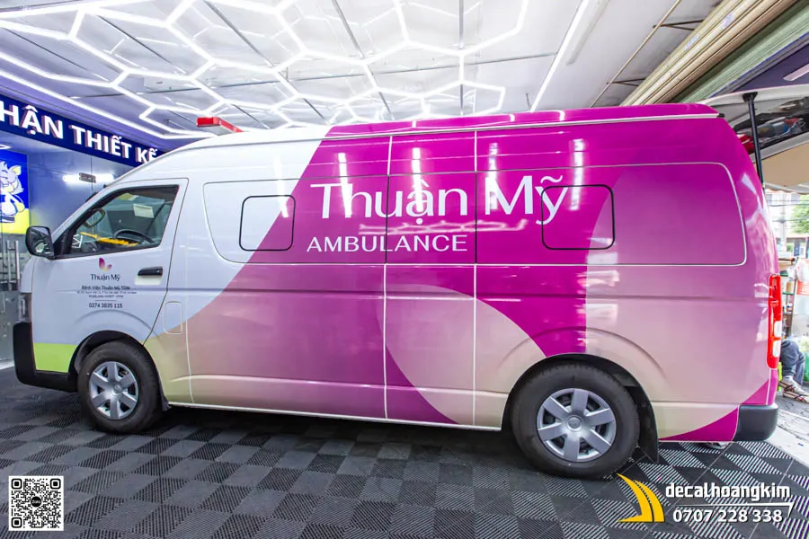 Dán tem quảng cáo Toyota Hiace - Mẫu Bệnh viện Thuận Mỹ hiện đại
 - Ảnh 6