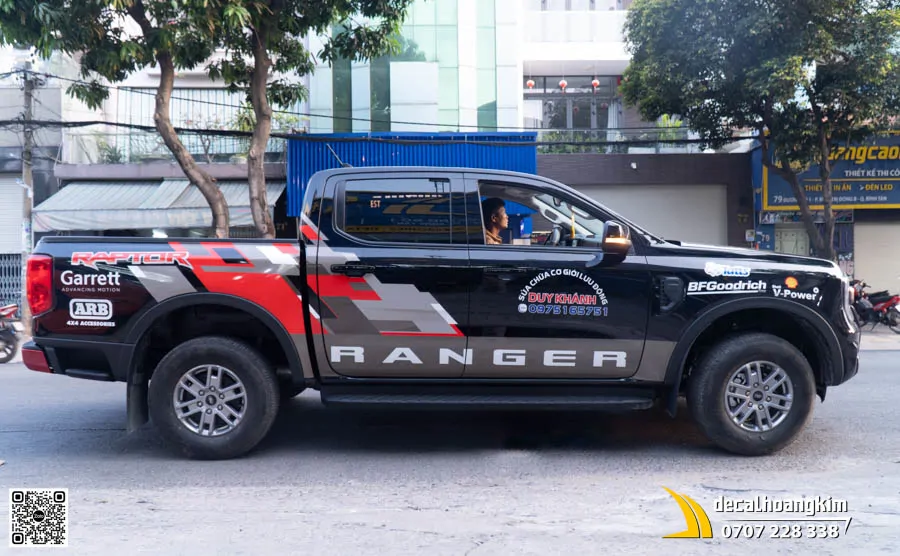 Dán tem thiết kế Ford Ranger - Mẫu Raptor Đỏ Xám mạnh mẽ
 - Ảnh 2