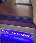  Nẹp bước chân trong Alphard có Led - Sang trọng & thẩm mỹ  - ảnh 3