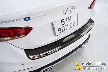 Chống trầy cốp sơn Hyundai Accent [2018-2020] nhựa đen