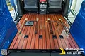Sàn Vân Gỗ Divine Kia Carnival - Mẫu Sọc Sang Trọng  - ảnh 2