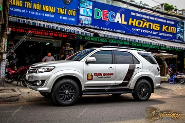 Tem Xe Toyota Fortuner - TFO035