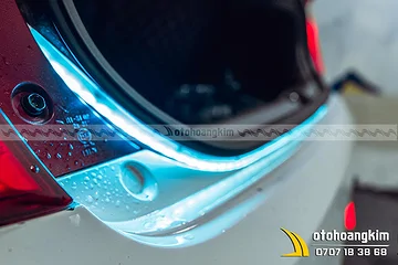 Độ đèn led cốp Kia Morning