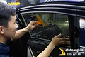 Dán phim cách nhiệt 3M kính sườn ô tô - ảnh 1