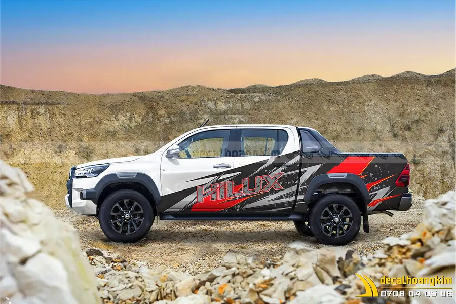 Tem Xe Toyota Hilux - THI036 - Ảnh 1