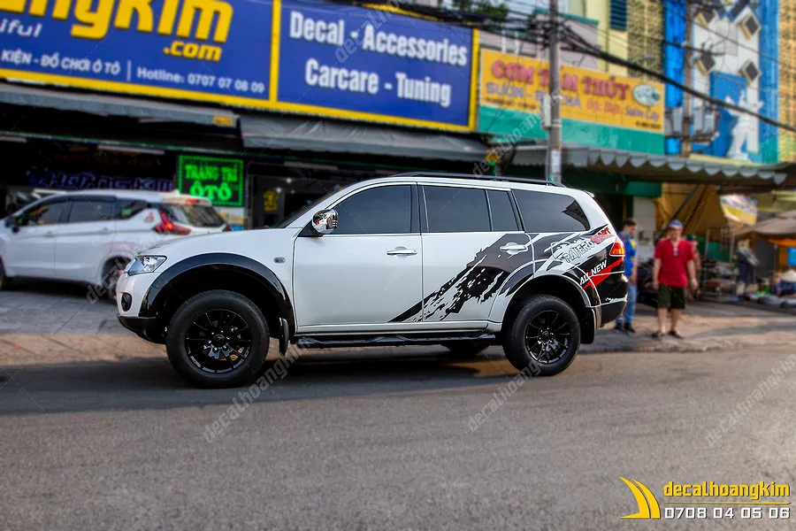 Tem Xe Mitsubishi Pajero - MPA013 - Ảnh 1
