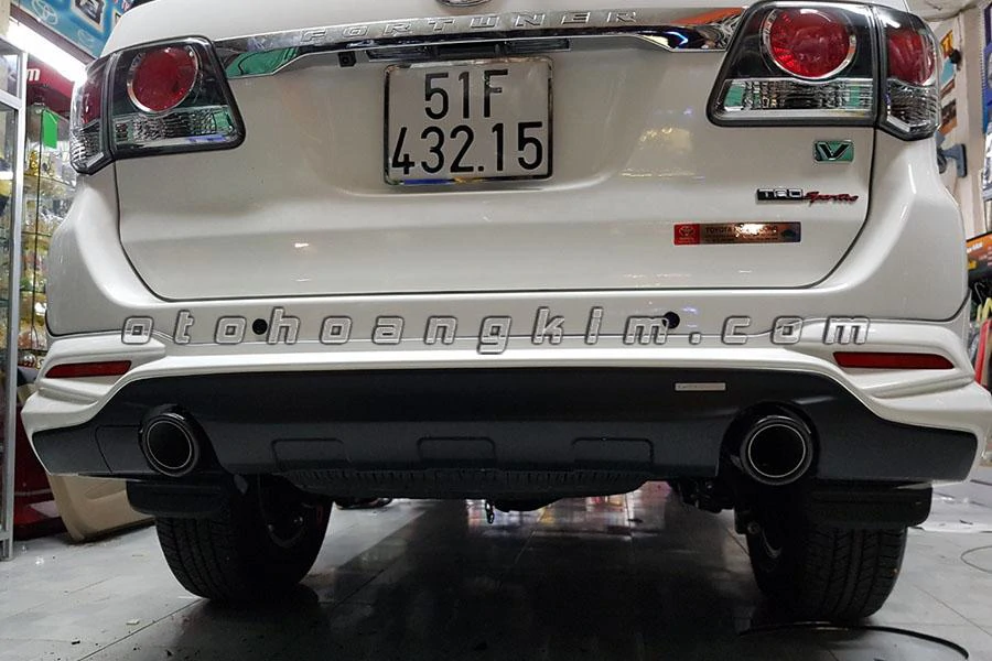 Body Kit Toyota Fortuner 19 - Ảnh 1