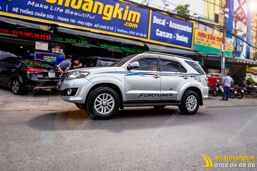 Tem Xe Toyota Fortuner - TFO112 - Ảnh 1