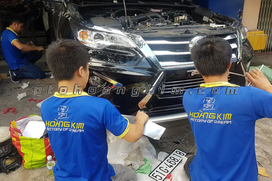 Body Kit Toyota Fortuner 06 - Ảnh 1