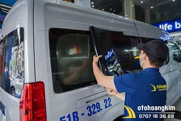 Dán phim cách nhiệt 3M No5 xe Ford Transit full