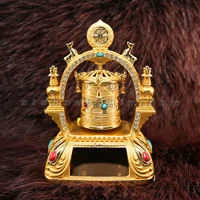 Tượng bánh xe cầu nguyện