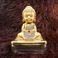 Tượng phật Dược Sư đế thủy tinh có nước hoa