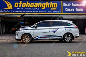 Tem Xe Toyota Veloz - TVE011