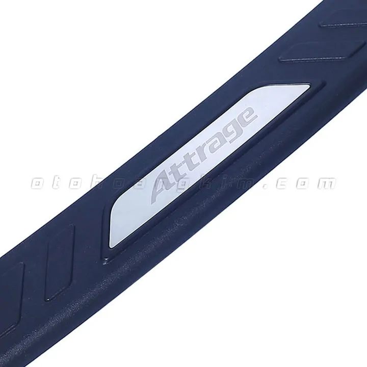 Chống trầy cốp sơn Mitsubishi Attrage [2015-2020] nhựa đen - Ảnh 3