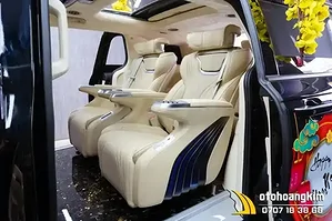 do-ghe-limousine-xe-carnival-nang-cap-gia-tri-cho-noi-that-o-to