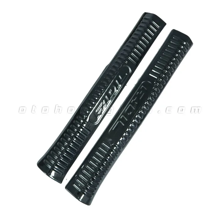 Nẹp bước chân trong Vinfast Fadil [2019-2020] titan - Ảnh 2