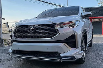 Body kit Innova 2023+ Zenix