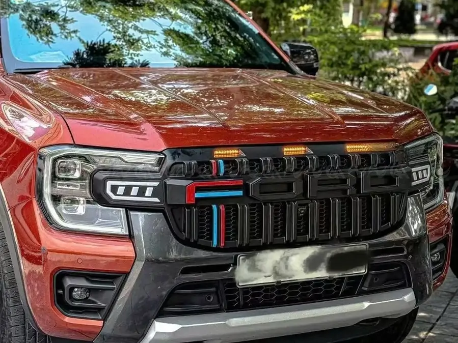 Mặt Ca Lăng Ford Ranger 2022 LED Mẫu Đen Mờ | Hầm Hố Cá Tính - Ảnh 2