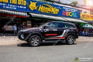Tem Xe Toyota Fortuner - TFO079