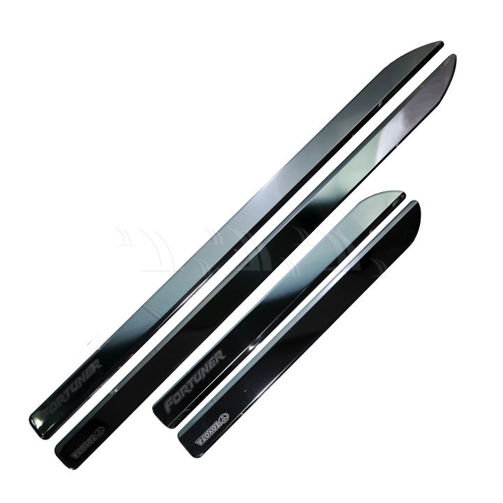 Nẹp sườn Toyota Fortuner [2009-2015] inox - Ảnh 1