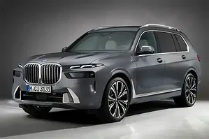 bmw-x7-2023-facelift-ra-mat-tai-malaysia-gia-quy-doi-tu-3-4-ty-dong