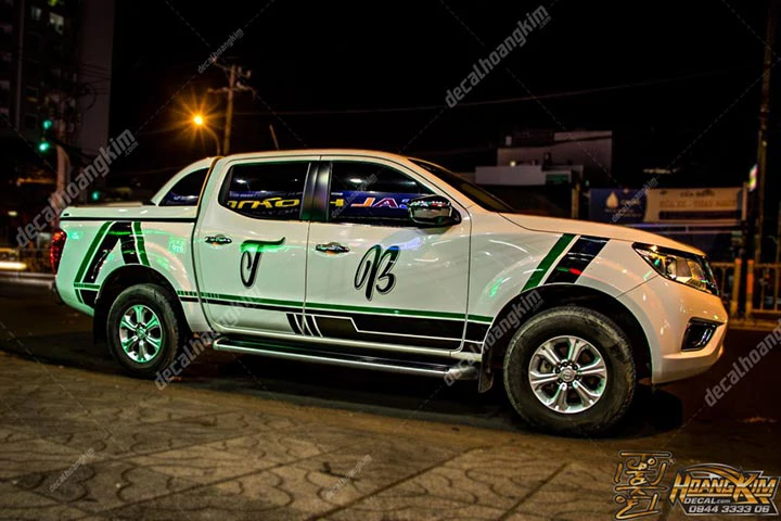 Tem Xe Nissan Navara - NNA012 - Ảnh 1