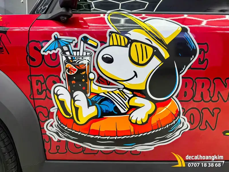 Tem Xe Vinfast VF3 - mẫu tem Cool Snoopy - Ảnh 1