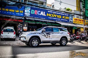Tem Xe Toyota Fortuner - TFO033