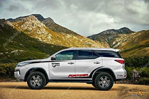 Tem Xe Toyota Fortuner - TFO045