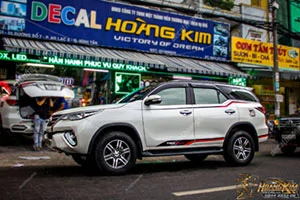Tem Xe Toyota Fortuner Trd Sportivo - TFO062