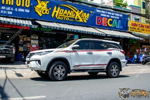 Tem Xe Toyota Fortuner - TFO076