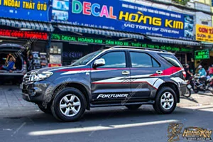 Tem Xe Toyota Fortuner - TFO070