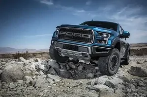 nhung-mau-chan-bun-ford-ranger-thinh-hanh-nam-2020
