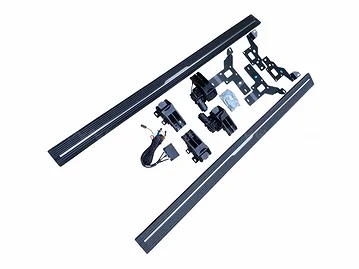 Bậc Lên Xuống Điện Lynk & Co 09