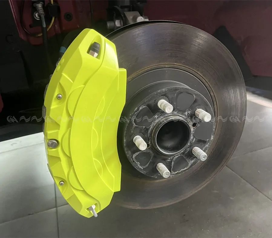 Ốp má phanh HQ Racing Custin 2023+ xanh chuối - Ảnh 2
