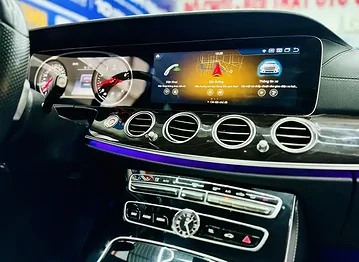 Màn hình android Omas 360 Mercedes V