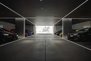 garage-duoi-bien-dau-tien-tren-the-gioi-chua-bo-suu-tap-xe-tr