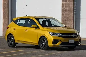nang-cap-phien-ban-moi-cho-mau-chevrolet-aveo-gia-ban-chi-hon-300-tr