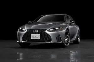 lexus-is300-va-is350-co-them-phien-ban-dac-biet-f-sport-mode-black-iii