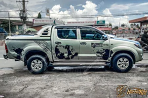Tem Xe Toyota Hilux - THI008