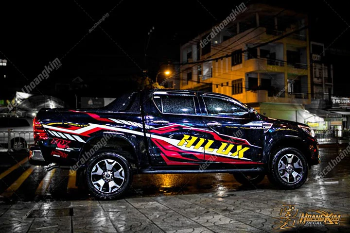 Tem Xe Toyota Hilux - THI003 - Ảnh 1