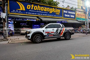 Dán Quảng Cáo Trên Xe Ô Tô -DQC292