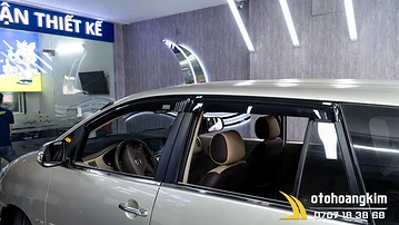 Vè che mưa Toyota Innova [2007-2015] đen