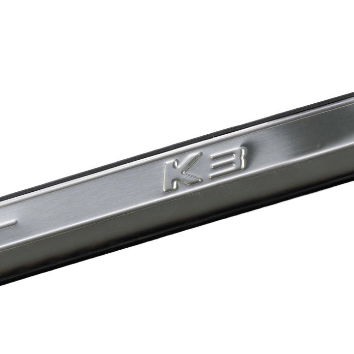 Nẹp Bước Chân Ngoài Kia K3 2021+ Inox - Ảnh 1
